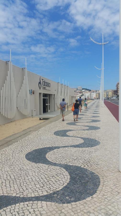 Sonho Do Mar Ap. Apartment Nazare Luaran gambar
